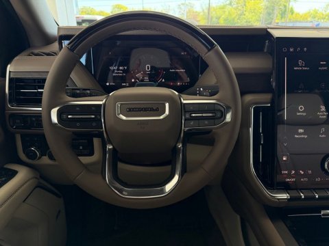 New Glacier White Tricoat 2026 GMC Yukon Denali 4WD - photo 16 - Stock #261379