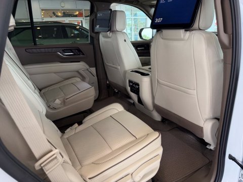 New Glacier White Tricoat 2027 GMC Yukon Denali 4WD - photo 19 - Stock #270057