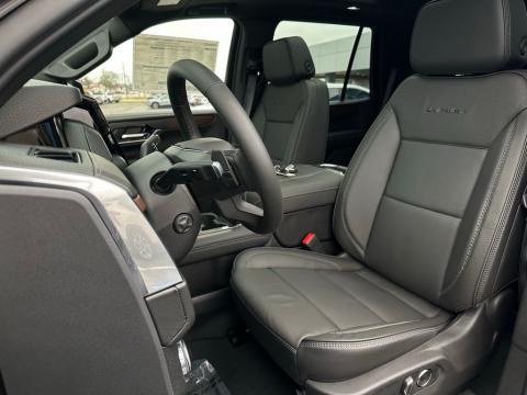 New Onyx Black 2026 GMC Yukon Denali 4WD - photo 13 - Stock #260690