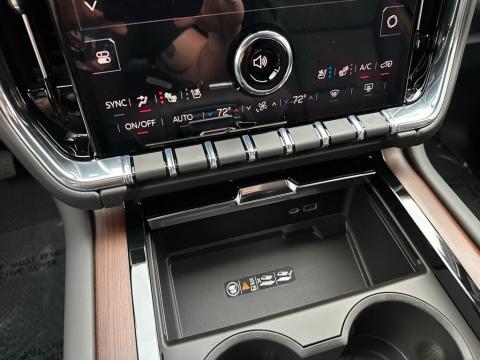 New Onyx Black 2026 GMC Yukon Denali 4WD - photo 25 - Stock #260690