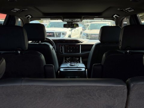 Pre-Owned Onyx Black 2023 GMC Yukon Denali 4WD - photo 10 - Stock #261016A