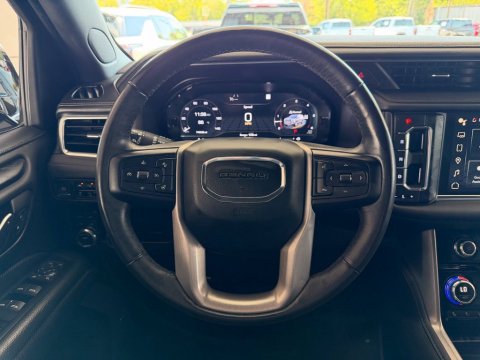Pre-Owned Onyx Black 2023 GMC Yukon Denali 4WD - photo 22 - Stock #261016A
