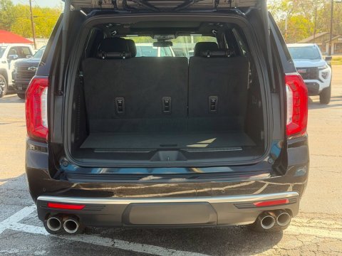 Pre-Owned Onyx Black 2023 GMC Yukon Denali 4WD - photo 9 - Stock #261016A