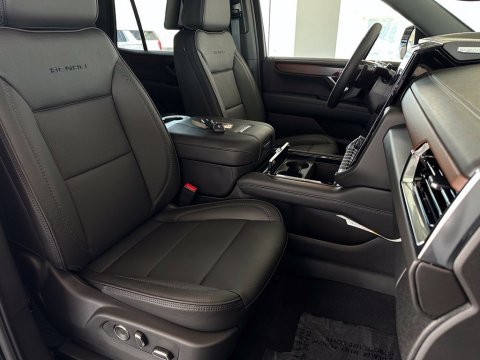 New Onyx Black 2026 GMC Yukon Denali 4WD - photo 17 - Stock #261176