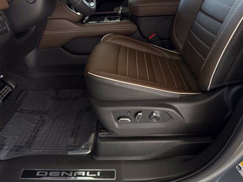 New Sterling Metallic 2027 GMC Yukon Denali Ultimate 4WD - photo 13 - Stock #270046