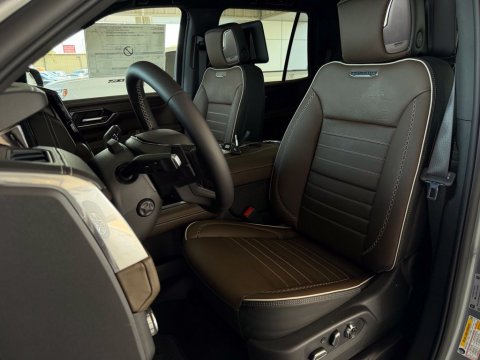 New Sterling Metallic 2027 GMC Yukon Denali Ultimate 4WD - photo 14 - Stock #270046