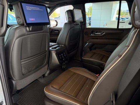 New Sterling Metallic 2027 GMC Yukon Denali Ultimate 4WD - photo 16 - Stock #270046