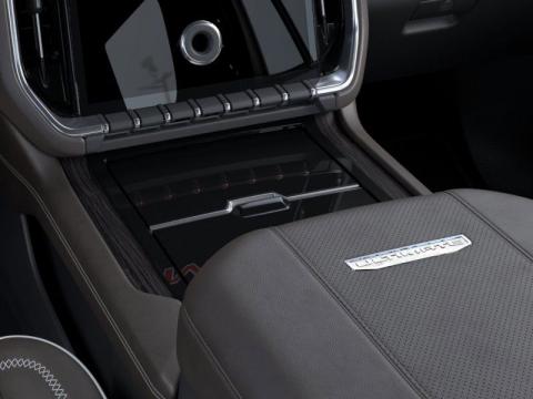 New Glacier White Tricoat 2026 GMC Yukon Denali Ultimate 4WD - photo 23 - Stock #260847