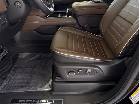 New Onyx Black 2027 GMC Yukon Denali Ultimate 4WD - photo 13 - Stock #270047