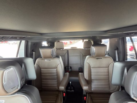 New Onyx Black 2027 GMC Yukon Denali Ultimate 4WD - photo 27 - Stock #270047