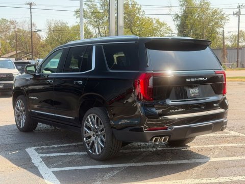 New Onyx Black 2027 GMC Yukon Denali Ultimate 4WD - photo 8 - Stock #270047