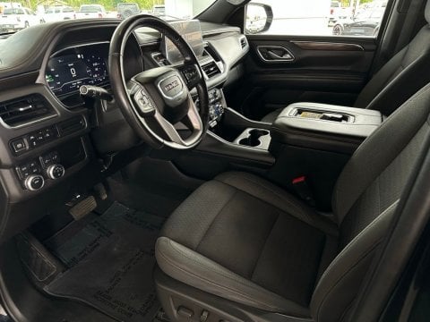Pre-Owned Onyx Black 2023 GMC Yukon XL SLE 4WD - photo 11 - Stock #260787B