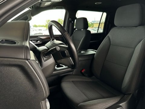 Pre-Owned Onyx Black 2023 GMC Yukon XL SLE 4WD - photo 14 - Stock #260787B
