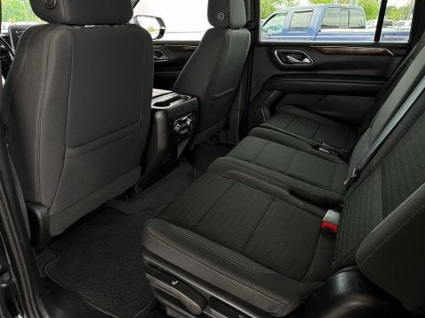 Pre-Owned Onyx Black 2023 GMC Yukon XL SLE 4WD - photo 16 - Stock #260787B