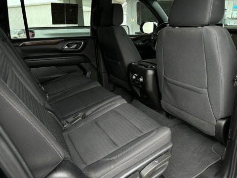 Pre-Owned Onyx Black 2023 GMC Yukon XL SLE 4WD - photo 19 - Stock #260787B