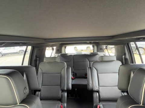 New Summit White 2026 GMC Yukon XL Elevation 4WD - photo 26 - Stock #261263