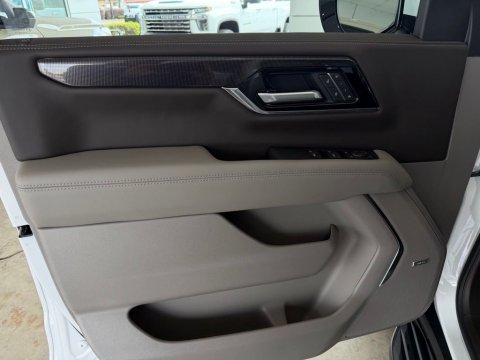 New Summit White 2026 GMC Yukon XL Elevation 4WD - photo 11 - Stock #261198