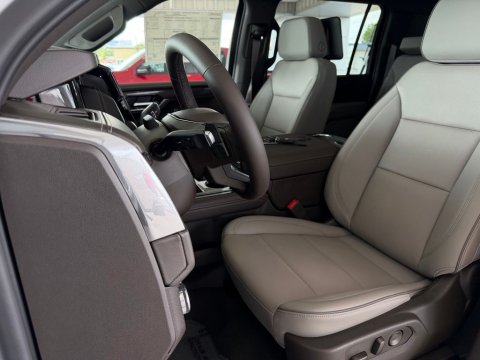 New Summit White 2026 GMC Yukon XL Elevation 4WD - photo 13 - Stock #261198