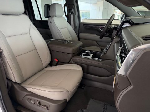 New Summit White 2026 GMC Yukon XL Elevation 4WD - photo 17 - Stock #261198