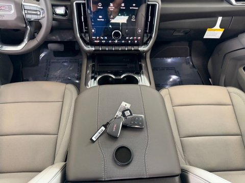 New Summit White 2026 GMC Yukon XL Elevation 4WD - photo 21 - Stock #261198