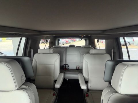 New Summit White 2026 GMC Yukon XL Elevation 4WD - photo 26 - Stock #261198