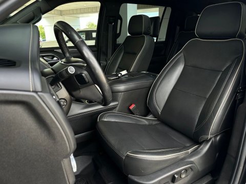 Pre-Owned Onyx Black 2021 GMC Yukon XL SLT 4WD - photo 14 - Stock #260527A