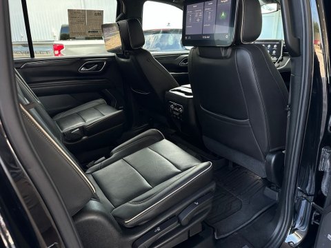 Pre-Owned Onyx Black 2021 GMC Yukon XL SLT 4WD - photo 19 - Stock #260527A