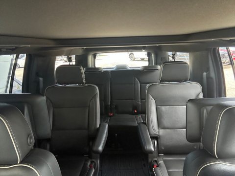 Pre-Owned Onyx Black 2021 GMC Yukon XL SLT 4WD - photo 27 - Stock #260527A