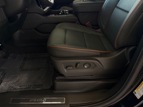 New Onyx Black 2026 GMC Yukon XL AT4 4WD - photo 12 - Stock #261394