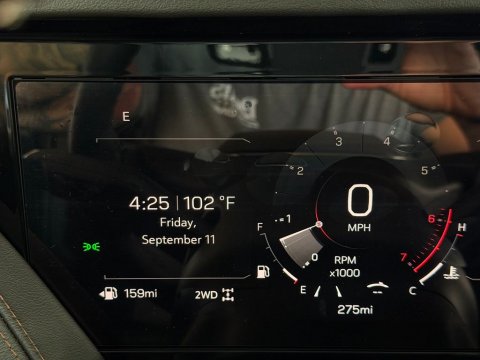 New Onyx Black 2026 GMC Yukon XL AT4 4WD - photo 23 - Stock #261394