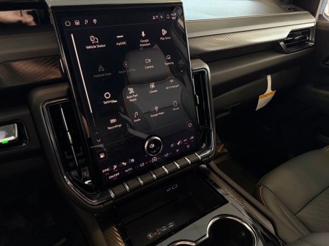 New Onyx Black 2026 GMC Yukon XL AT4 4WD - photo 24 - Stock #261394