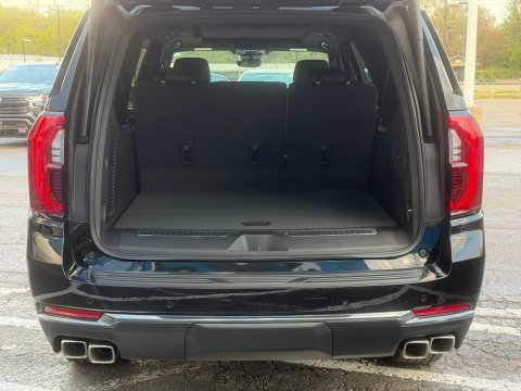 New Onyx Black 2026 GMC Yukon XL AT4 4WD - photo 8 - Stock #261394