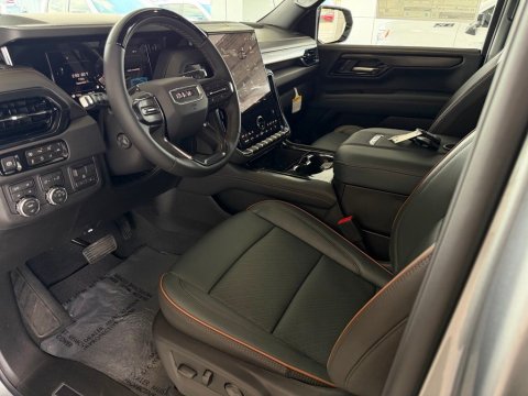 New Sterling Metallic 2026 GMC Yukon XL AT4 4WD - photo 10 - Stock #261376