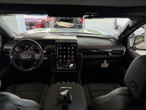 New Sterling Metallic 2026 GMC Yukon XL AT4 4WD - photo 20 - Stock #261376