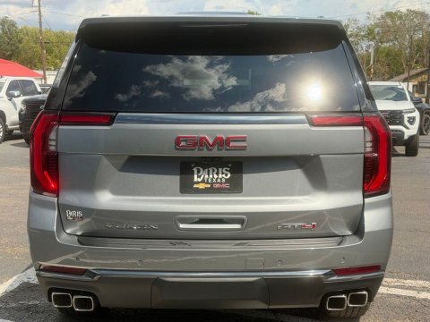 New Sterling Metallic 2026 GMC Yukon XL AT4 4WD - photo 5 - Stock #261376