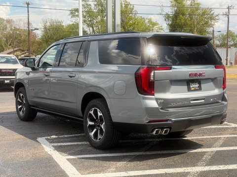 New Sterling Metallic 2026 GMC Yukon XL AT4 4WD - photo 8 - Stock #261376