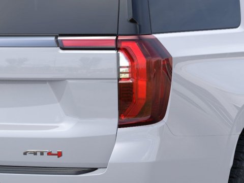 New Summit White 2026 GMC Yukon XL AT4 4WD - photo 11 - Stock #261373