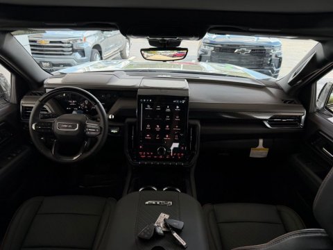 New Summit White 2026 GMC Yukon XL AT4 4WD - photo 20 - Stock #261373