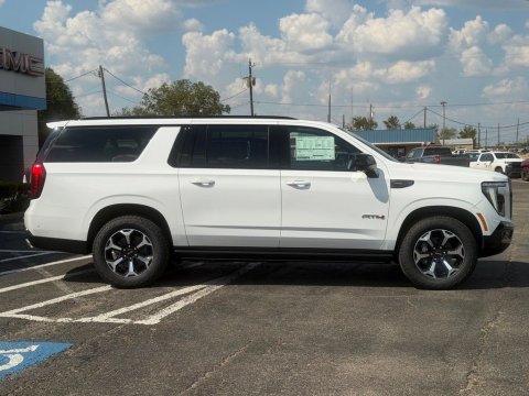 New Summit White 2026 GMC Yukon XL AT4 4WD - photo 4 - Stock #261373