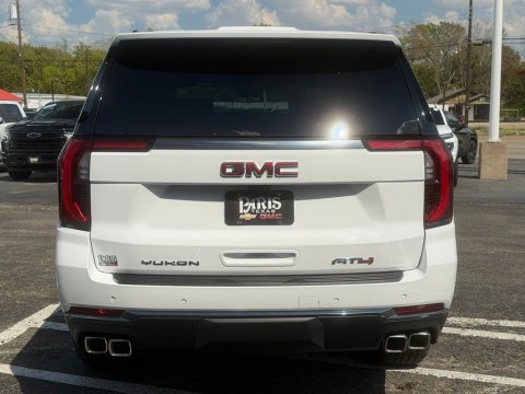 New Summit White 2026 GMC Yukon XL AT4 4WD - photo 5 - Stock #261373
