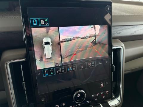 New Summit White 2026 GMC Yukon XL Denali 4WD - photo 27 - Stock #260627