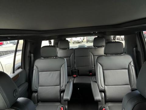New Sterling Metallic 2026 GMC Yukon XL Denali 4WD - photo 26 - Stock #260527