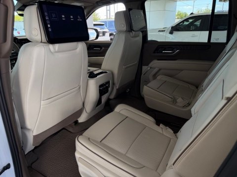 New Glacier White Tricoat 2026 GMC Yukon XL Denali 4WD - photo 15 - Stock #261377