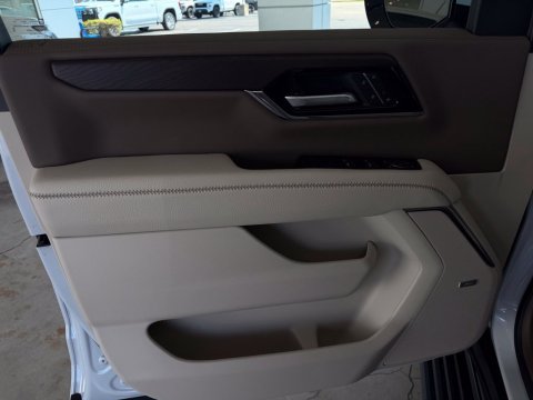 New Glacier White Tricoat 2026 GMC Yukon XL Denali 4WD - photo 12 - Stock #261377
