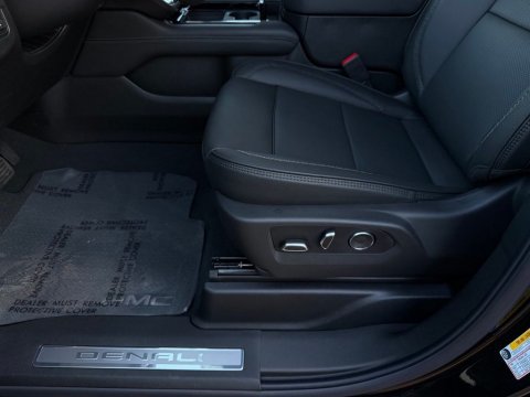 New Onyx Black 2026 GMC Yukon XL Denali 4WD - photo 12 - Stock #261375