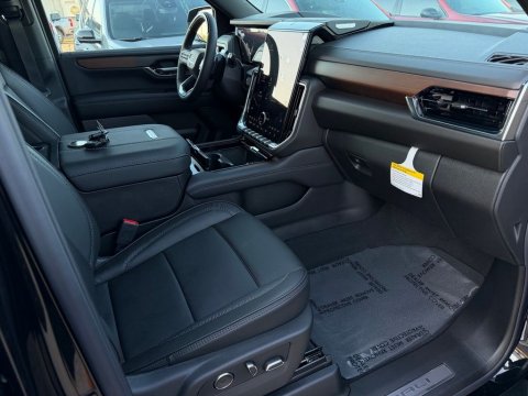 New Onyx Black 2026 GMC Yukon XL Denali 4WD - photo 16 - Stock #261375