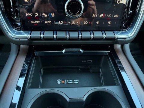 New Onyx Black 2026 GMC Yukon XL Denali 4WD - photo 25 - Stock #261375