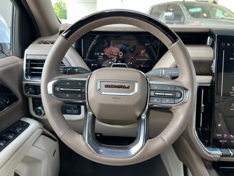 New Glacier White Tricoat 2026 GMC Yukon XL Denali 4WD - photo 19 - Stock #260528