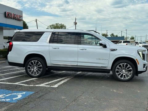New Glacier White Tricoat 2026 GMC Yukon XL Denali 4WD - photo 4 - Stock #260528