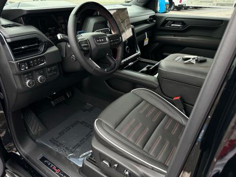 New Onyx Black 2026 GMC Yukon AT4 Ultimate 4WD - photo 10 - Stock #260987